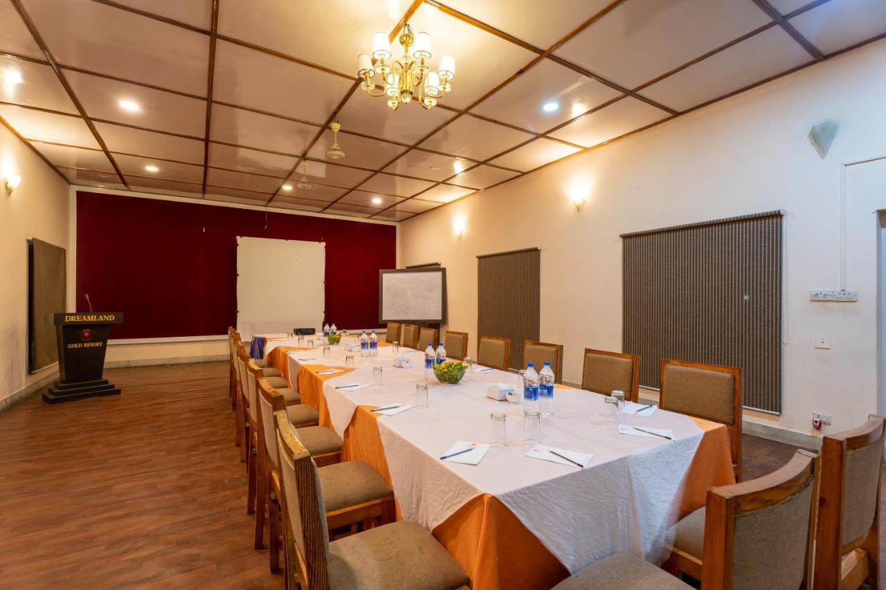 Dreamland Gold Resort & Hotel Bhairāhawā Eksteriør billede