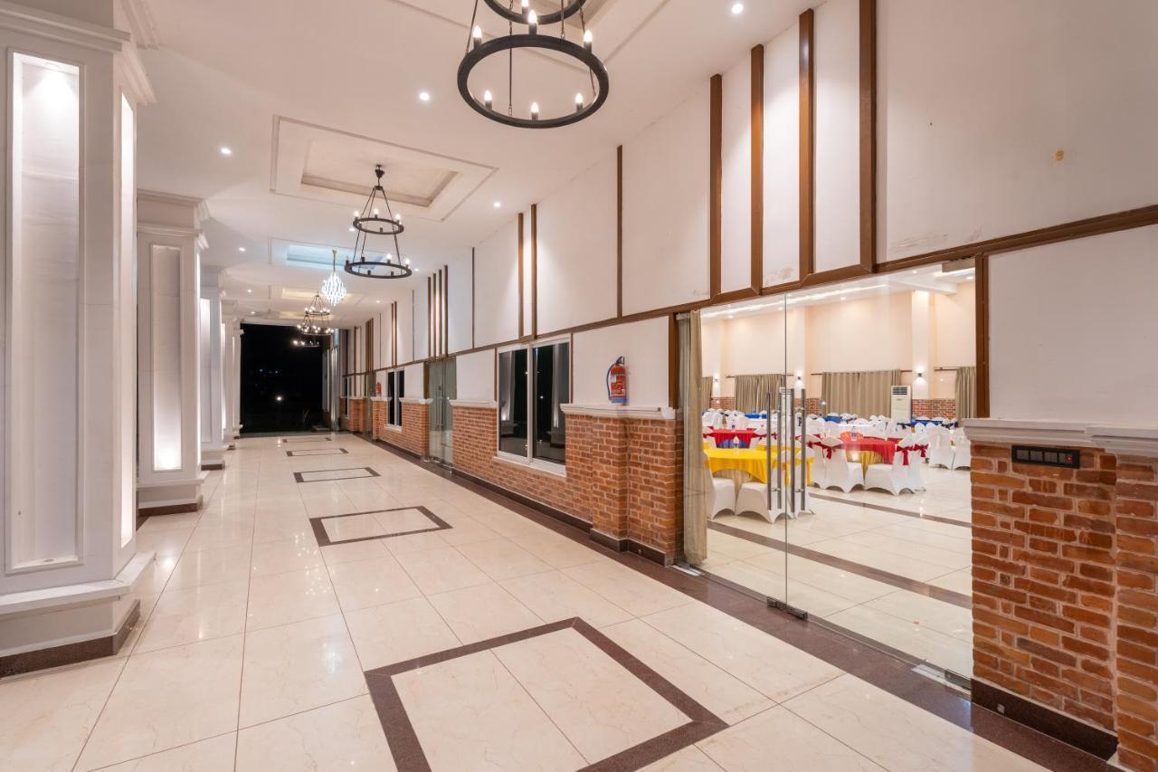 Dreamland Gold Resort & Hotel Bhairāhawā Eksteriør billede