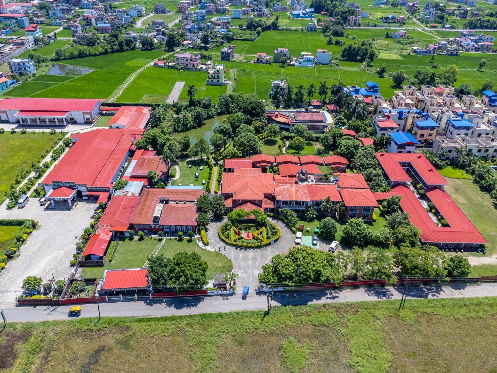 Dreamland Gold Resort & Hotel Bhairāhawā Eksteriør billede