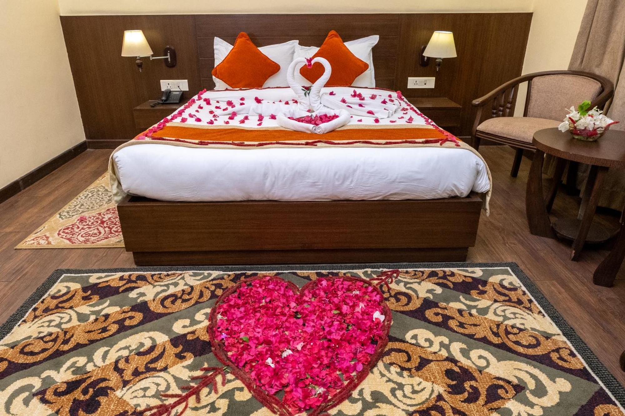 Dreamland Gold Resort & Hotel Bhairāhawā Eksteriør billede